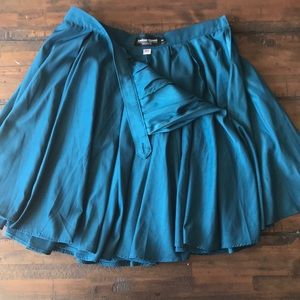 American Apparel Teal swing skirt size M